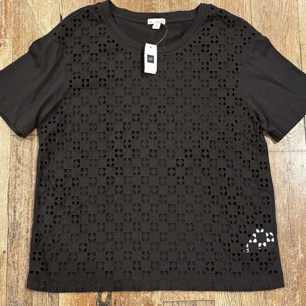 Gap Black Eyelet Cutout Front Short Sleeve Cotton T-Shirt Size M